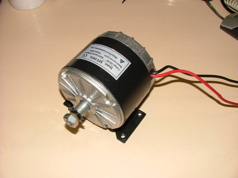 This is the motor I used. Its rated at 300 watts, 24 volts at 16 amps 