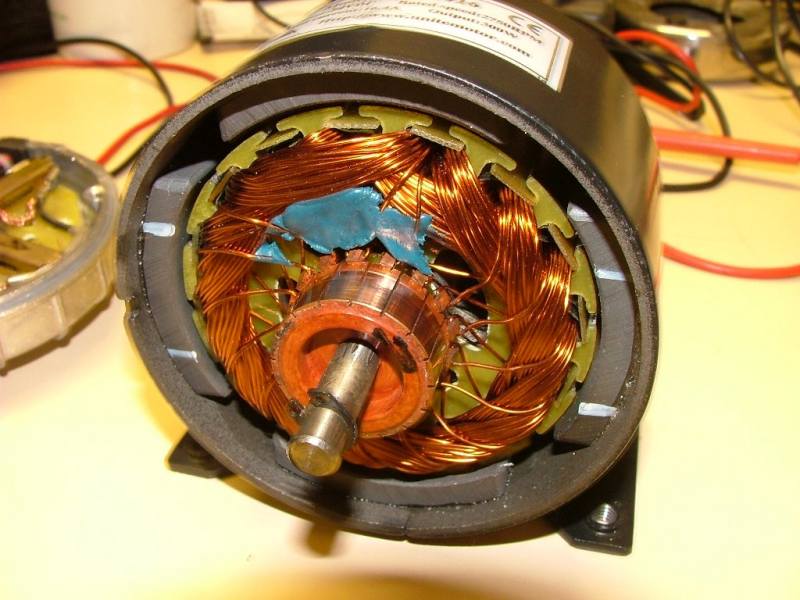 This is the motor I used. Its rated at 300 watts, 24 volts at 16 amps 